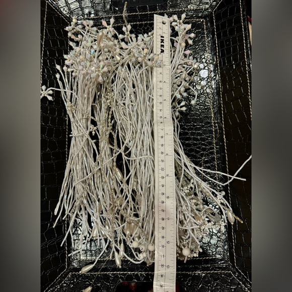 Bulk of Handmade beaded white flowers stems bridal decorations - Picture 2 of 5
